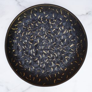 Plato Caviar con oro